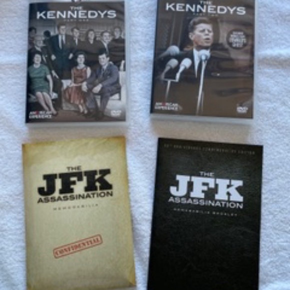 PBS 2-DVD Set & Extras: The Kennedys: Triumph and Tragedy - Picture 5 of 8